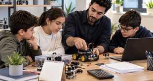 بررسی قرارداد مربی رباتیک برای همکاری با مرکز آموزشی